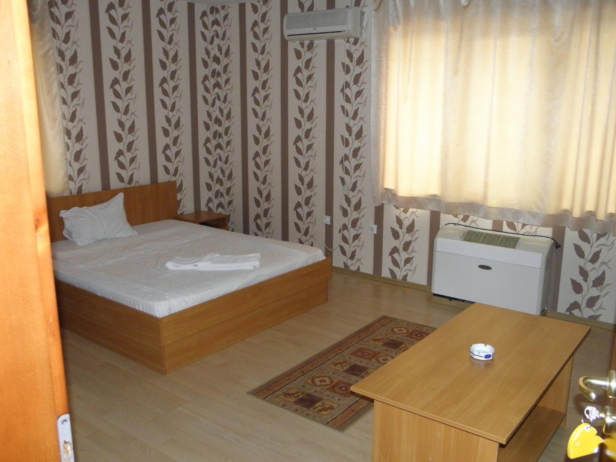 Hotel Pilevski Благоэвгард Экстерьер фото