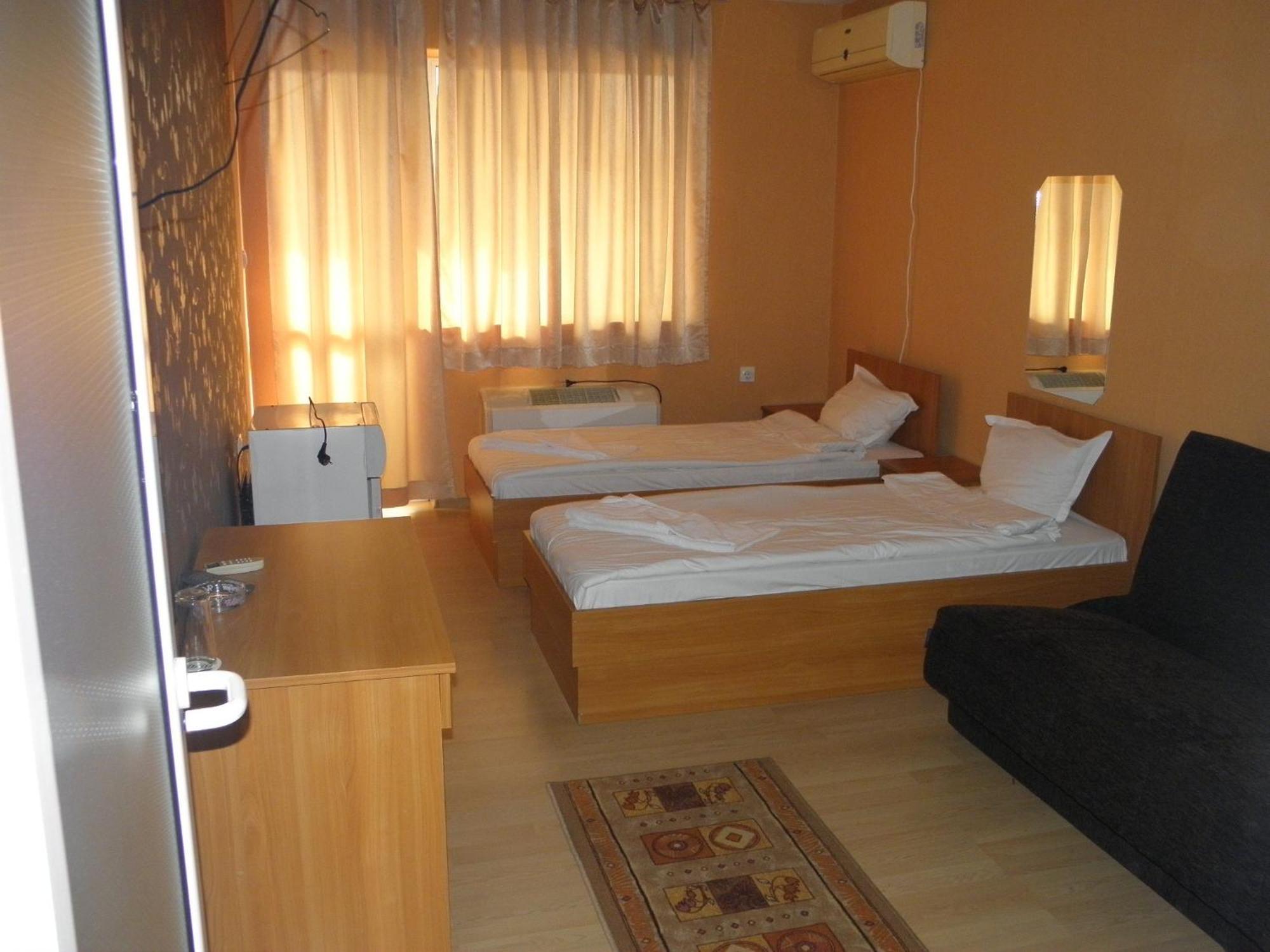 Hotel Pilevski Благоэвгард Экстерьер фото